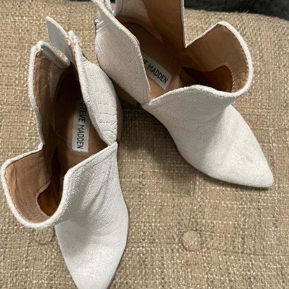 Steve Madden suede heeled boots - Picture 1 of 3